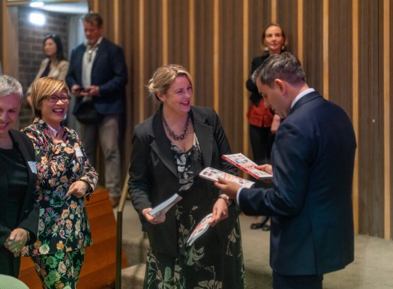 The Hon Jim Chalmers meeting with ANU staff and Crawford School of Public Policy Alumni at the Shine Dome (image: Jamie Kidston/ANU).